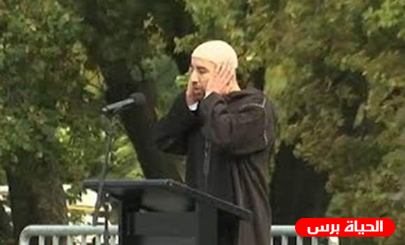 الآلاف يشاركون في تأبين ضحايا المسجدين في نيوزيلندا