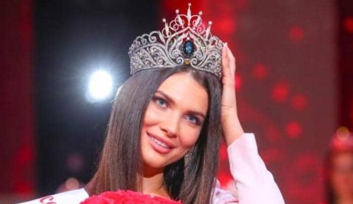 تجريد ملكة جمال روسيا من لقبها لهذا السبب