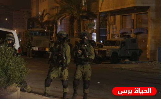 الاحتلال يعتقل 12 مواطناً من الضفة الغربية
