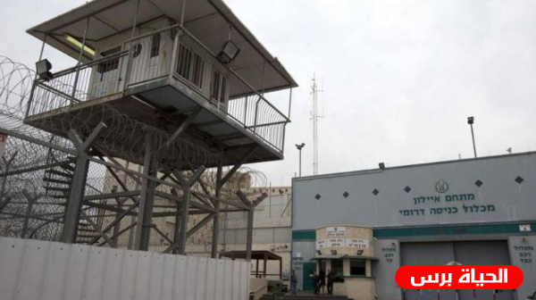 تقرير يرصد أوضاع الأسرى في سجون الإحتلال