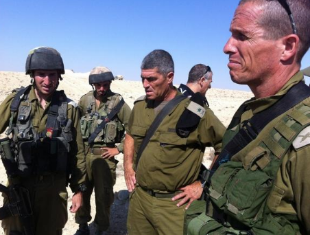 الجنرال (احتياط) طال روسو: 