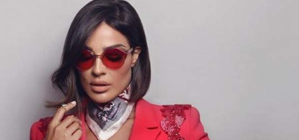  ​نادين نسيب نجيم تكشف وجه ابنها 