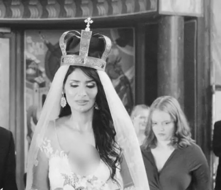 فايزة المطيري تثير الجدل بعد ردتها عن الإسلام وزواجها في الكنيسة