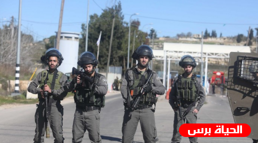 الاحتلال يحتجز 4 شبان على حاجز قرب جنين