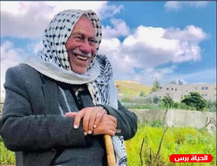 وفاة المناضل عزت الحروب والرئيس عباس يعزي شقيقه