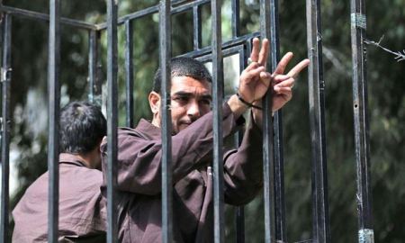 التنكيل وقمع الاسرى الفلسطينيين وغياب العدالة الدولية .. الكاتب الاعلامي : سري القدوة 