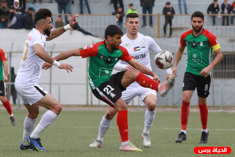 التعادل يحسم صراع القمة بين شباب الخليل و المكبر و البيرة يشعل صراع تفادي الهبوط