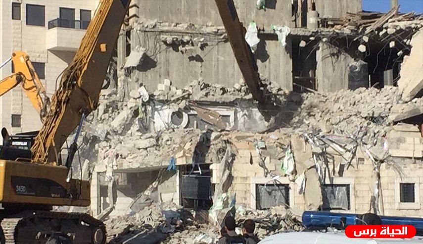 الاحتلال يداهم منزلين في الطور ورأس العمود
