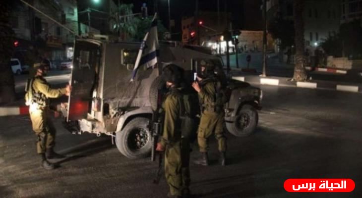 الخليل : الاحتلال يعتقل الفتي عثمان قفيشة من تل الرميدة