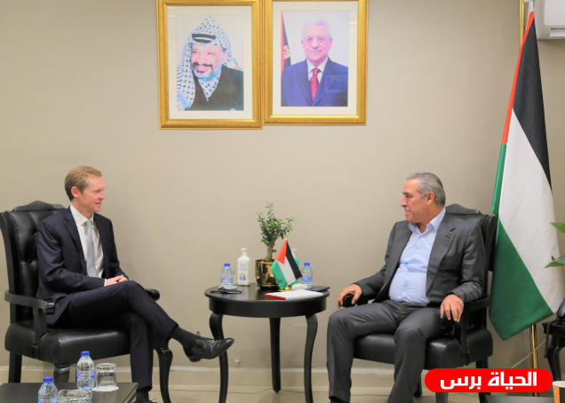 الشيخ يلتقي وفد أيرلندي لبحث التطورات السياسية