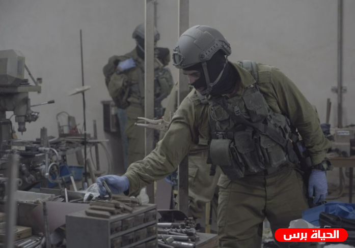 الاحتلال يعتقل ثلاثة مواطنين من الخليل