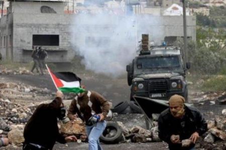 Deux journalistes parmi six Palestiniens blessés et un activiste français arrêté à Kafr Qadoum 