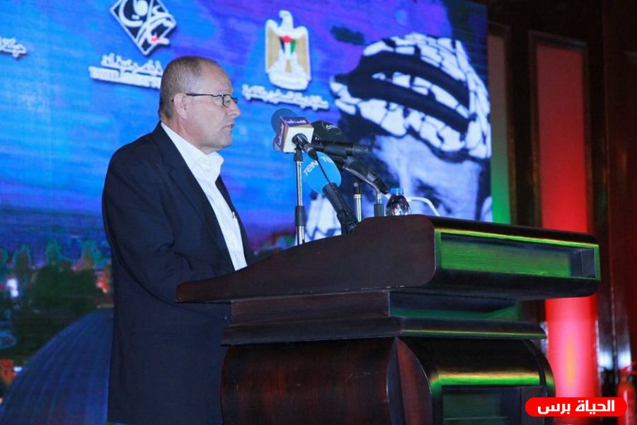 أبو بكر وممثلي مؤسسات الأسرى يصلون بروكسل للمشاركة في مؤتمر حول المعتقلين الفلسطينيين 