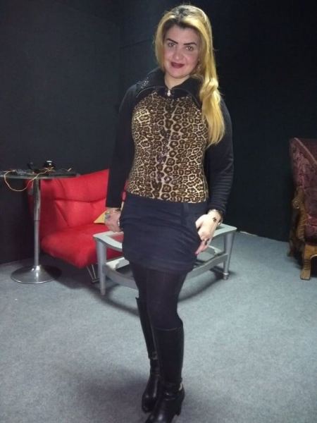 الاعلامية الجميلة حنان ابراهيم تتألق ببرنامجها (حكاوى حنان) على قناة صوت العرب الفضائية المصرية 