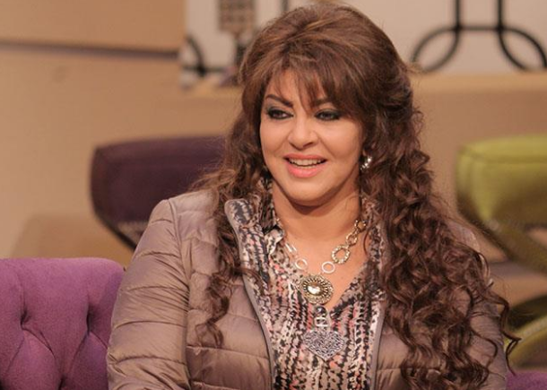 هالة صدقي في ورطة