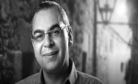 احمد خالد توفيق يعود بذكراه بعد عام من رحيله