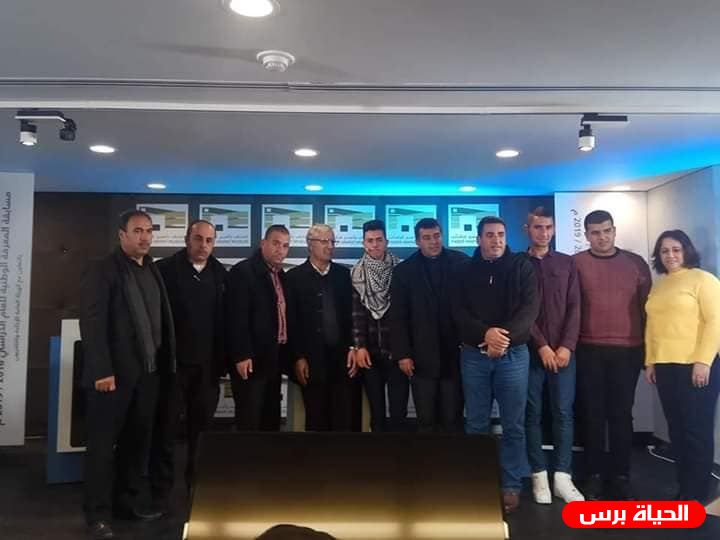مدرسة ذكور الظاهرية تفوز بمسابقة المعرفة الوطنية