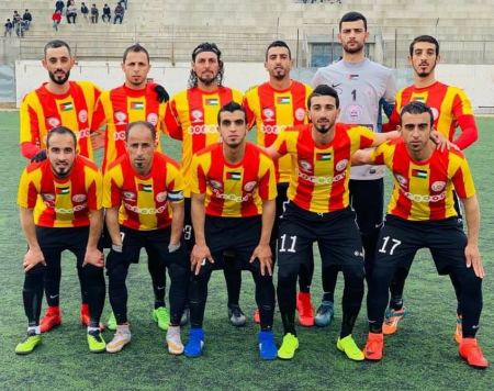 واد النيص يشعل المنافسة على لقب المحترفين بتعادله مع الهلال الوصيف