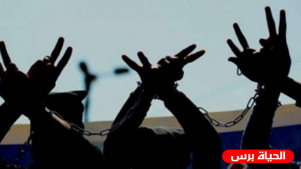 دعوات لإيجاد مبادرات لدعم الأسرى وعائلاتهم 