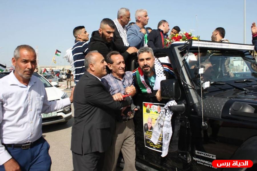 الإفراج عن أسيرين من نابلس أمضيا 18 في سجون الاحتلال 