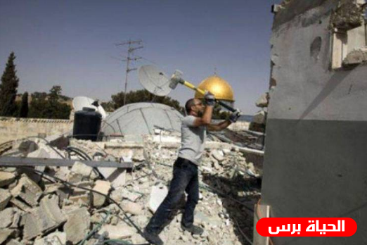 الاحتلال يجبر مواطنا على هدم منزله في بيت جالا