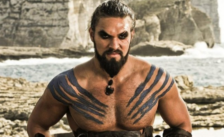 jason momoa .. بالفيديو جايسون موموا يتخلى عن سبب شهرته لهذا السبب
