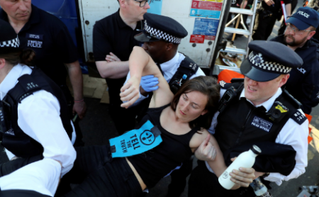 اهم ما ركزت عليه الصحف ابريطانية اليوم الاحد