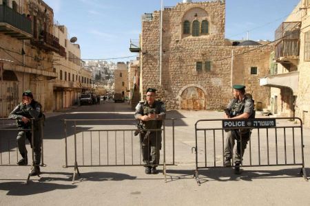 Hébron : l’occupation ferme Al-Haram Al-Ibrahimi pour le deuxième jour