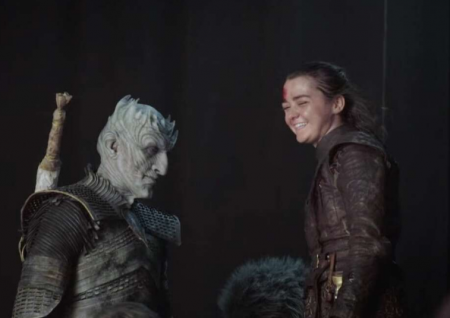 مايسي ويليامز تكشف ما أخفته اريا ستارك عند قتلها ملك الموتي في صراع العروش