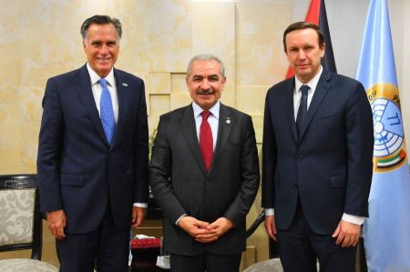 PM stresses importance of American support of two-state solution