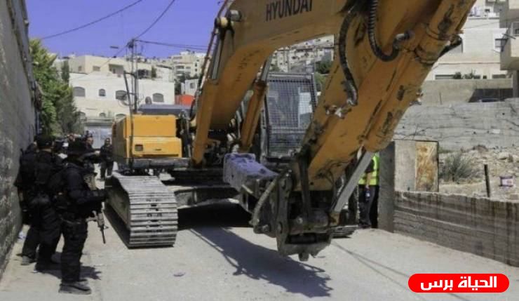الاحتلال يستولي على معدات بناء في الأغوار