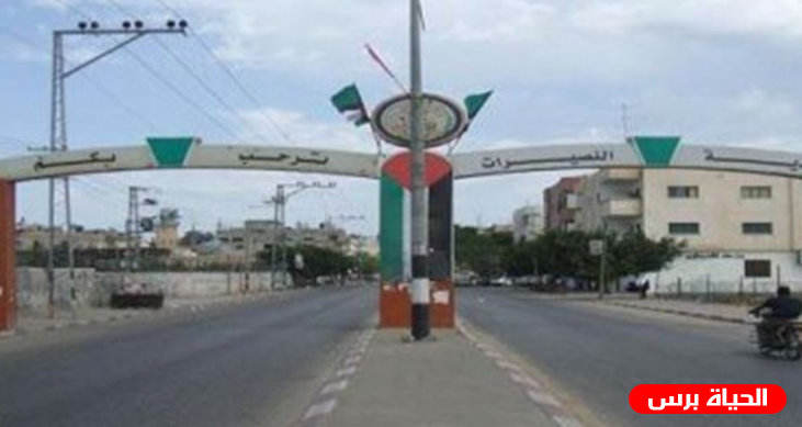 بلدية النصيرات تبدأ بإزالة التعديات في السوق