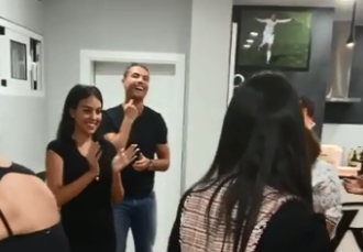 فيديو : رونالدو يكسر الحجر ويشارك في عيد ميلاد إبنة شقيقته