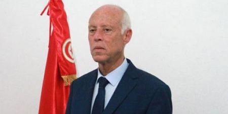 الرئيس التونسي يعلن حالة الطوارئ لمدة شهر