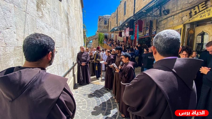 الاحتلال يحرم الآلاف من الفلسطينيين المسيحيين من المشاركة في صلوات 