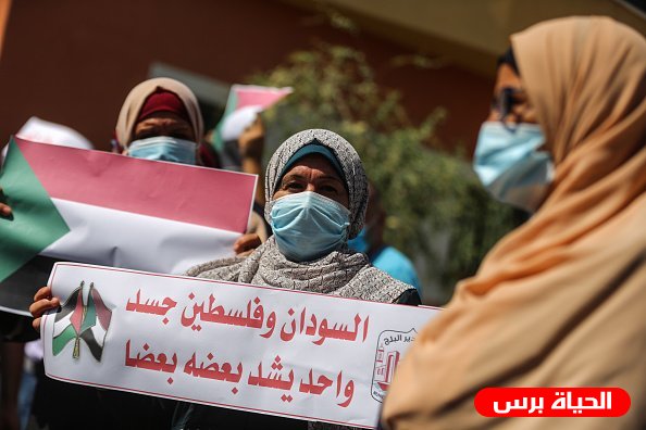 فلسطين تعلن بدء عمليات إجلاء مواطنيه في السودان