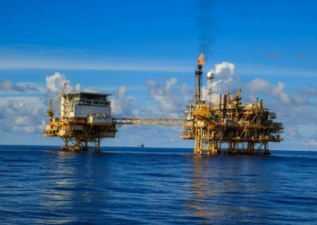 Offshore Accident Lawyer: كيف يساعدك المحامي في قضايا حوادث العمل البحرية؟