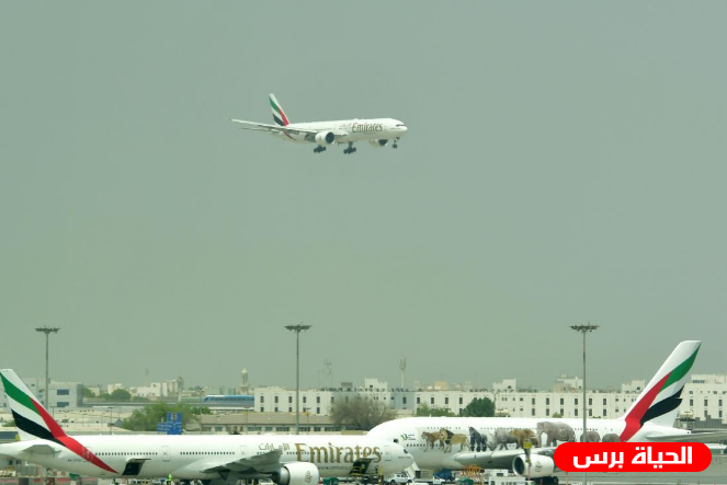 مطار دبي يعود للعمل بعد سقوط طائرة صغيرة