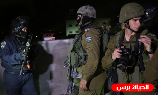 الاحتلال يعتقل ثلاثة مواطنين من الخليل