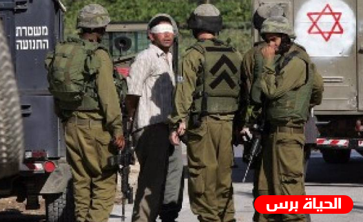 الاحتلال يعتقل مواطنين من الخليل