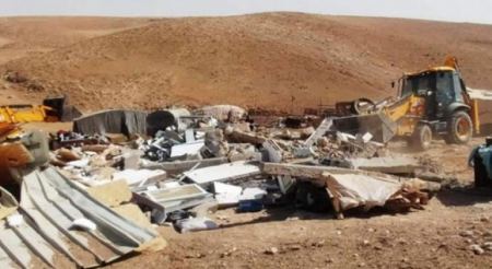 Pour la troisième fois, l'occupation démolit une tente résidentielle au sud d'Hébron