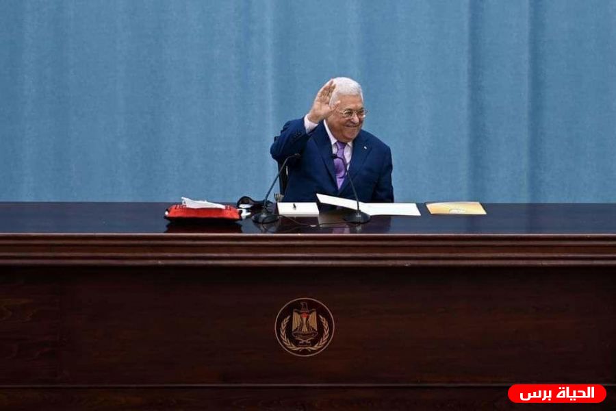 الرئيس يترأس اجتماعا لمركزية فتح