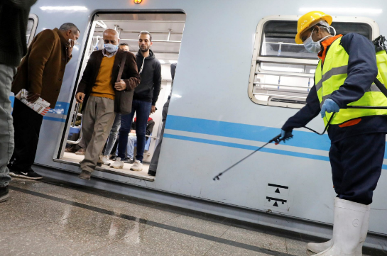 كورونا مصر: وفاة 17 وتسجيل 387 إصابة جديدة بفيروس كورونا 