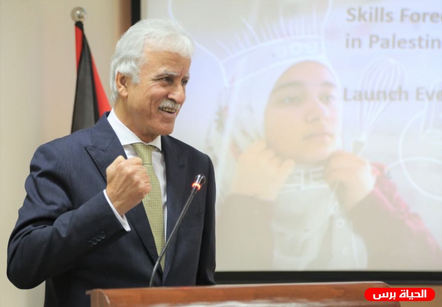 وزير التربية والتعليم يشارك بالمؤتمر الاستثنائي الافتراضي لمنظمة 