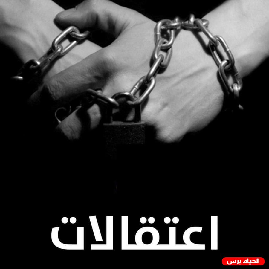 الاحتلال يعتقل الشاب ماهر أبو حية من منطقة شارع الشلالة بمدينة الخليل