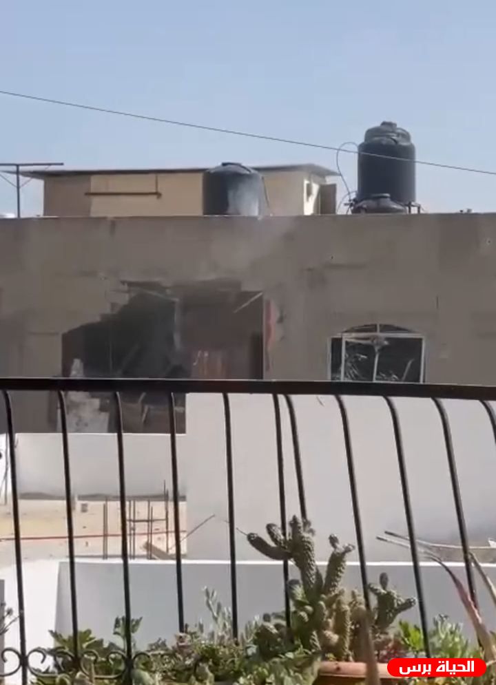 قوات الاحتلال تقتحم مخيم جنين وتتخذ من المدنين دروعاً بشرية