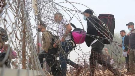 إصابات بالاختناق في صفوف العمال قرب جدار الضم والتوسع العنصري غرب جنين