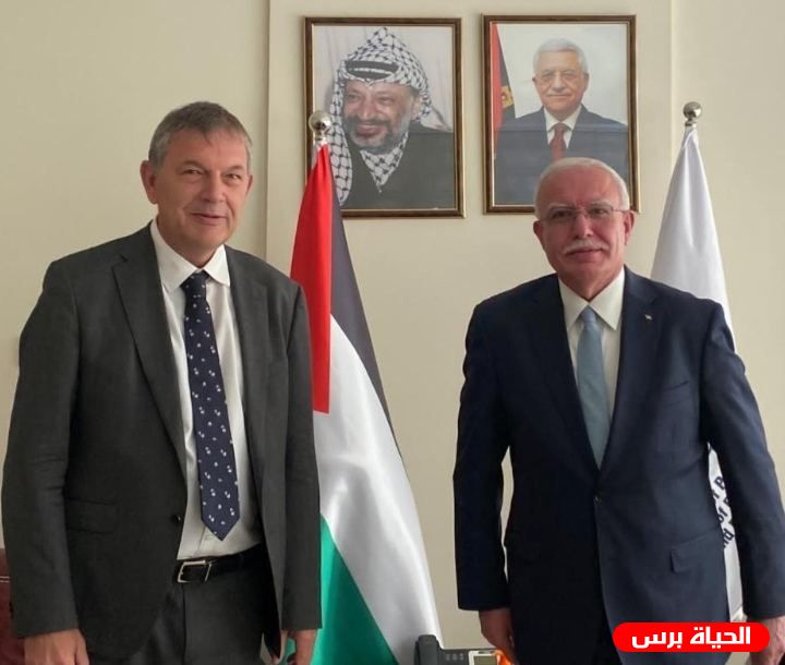 المالكي يلتقي مفوض عام 