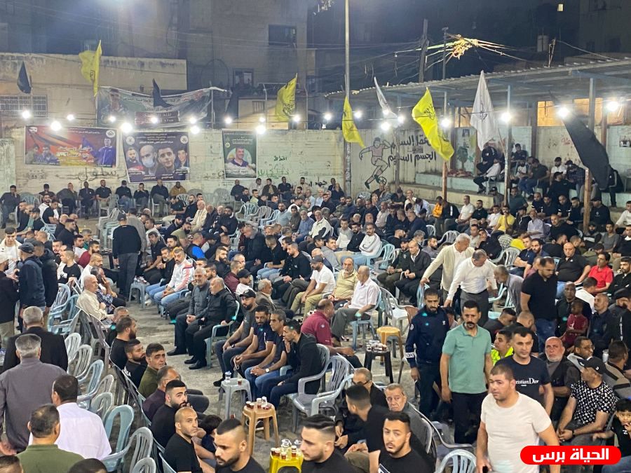 آلاف المواطنين يؤمون بيت عزاء الشهيد داوود الزبيدي