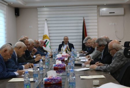 اللجنة التنفيذية تعقد اجتماعا لبحث آخر المستجدات السياسية والميدانية